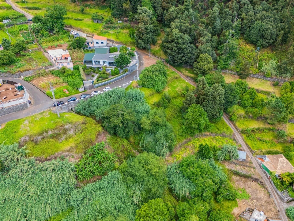Terreno para Venda em Arco da Calheta Foto 20