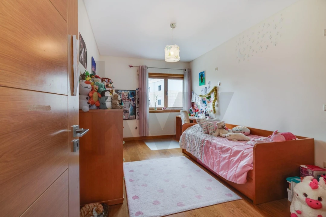 Apartamento T4 para Venda em Santa Iria de Azoia, São João da Talha e Bobadela Foto 13