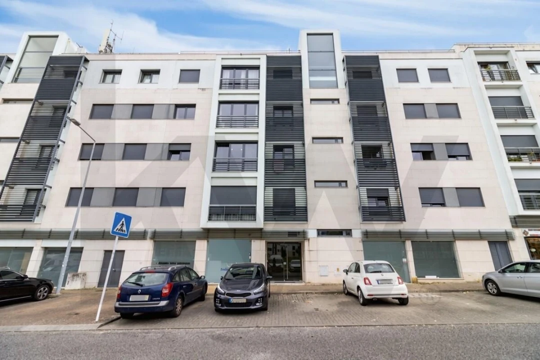 Apartamento T4 para Venda em Santa Iria de Azoia, São João da Talha e Bobadela Foto 30