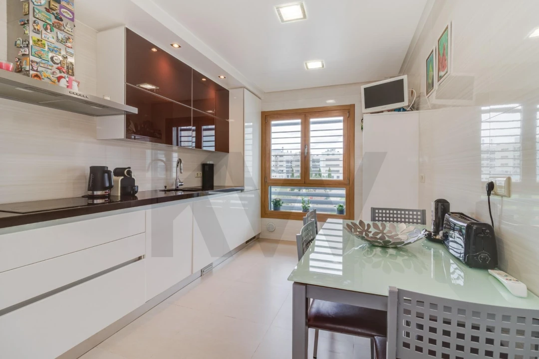 Apartamento T4 para Venda em Santa Iria de Azoia, São João da Talha e Bobadela Foto 2