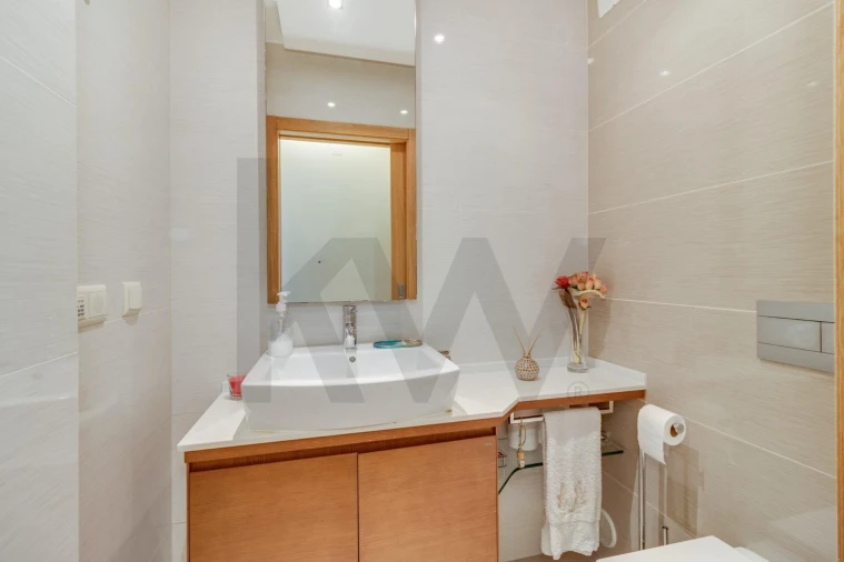 Apartamento T4 para Venda em Santa Iria de Azoia, São João da Talha e Bobadela Foto 9