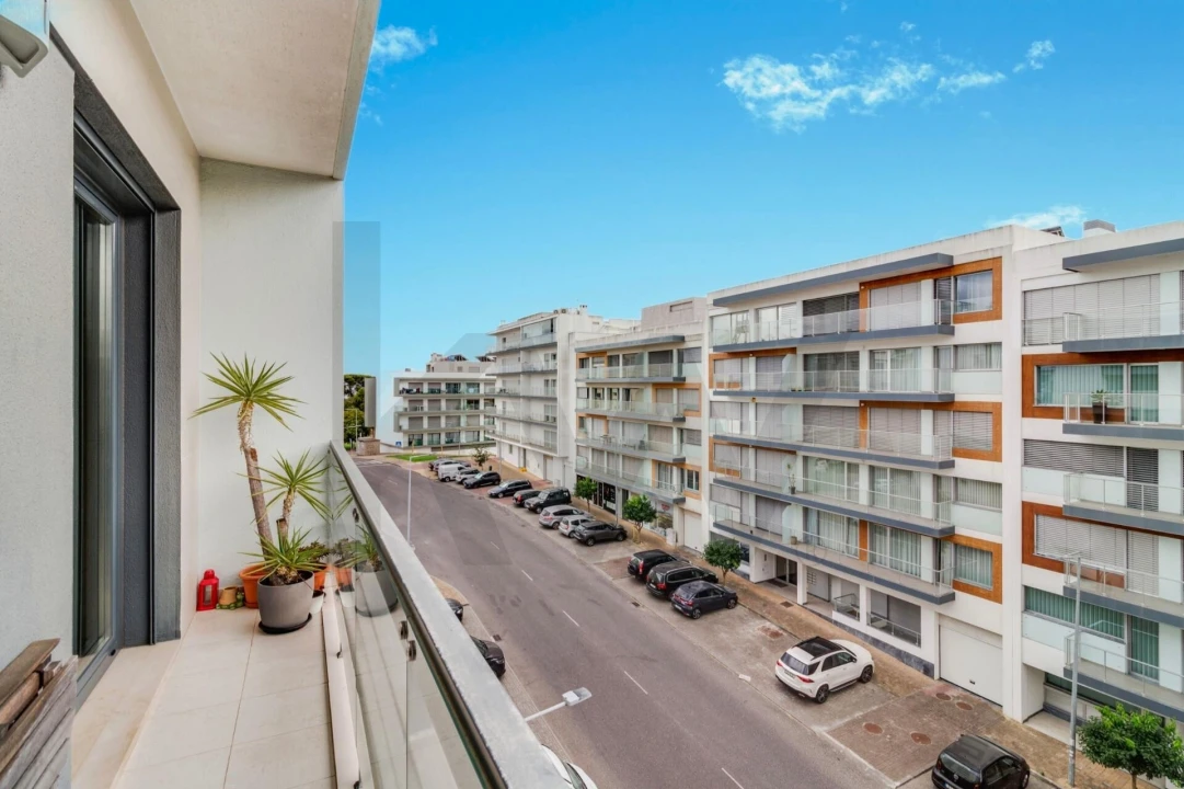 Apartamento T4 para Venda em Santa Iria de Azoia, São João da Talha e Bobadela Foto 23