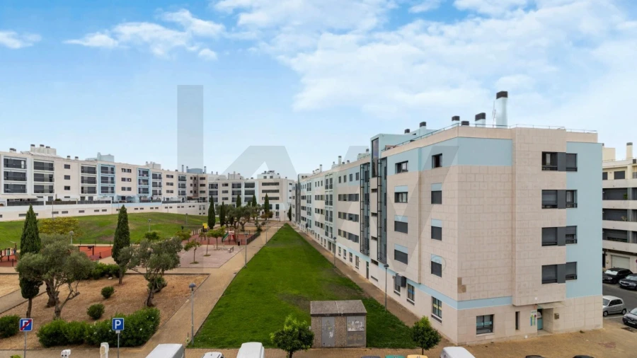 Apartamento T4 para Venda em Santa Iria de Azoia, São João da Talha e Bobadela