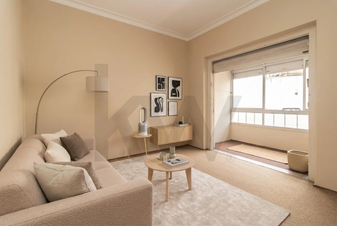 Apartamento T2 para Venda em Laranjeiro e Feijó Foto 9