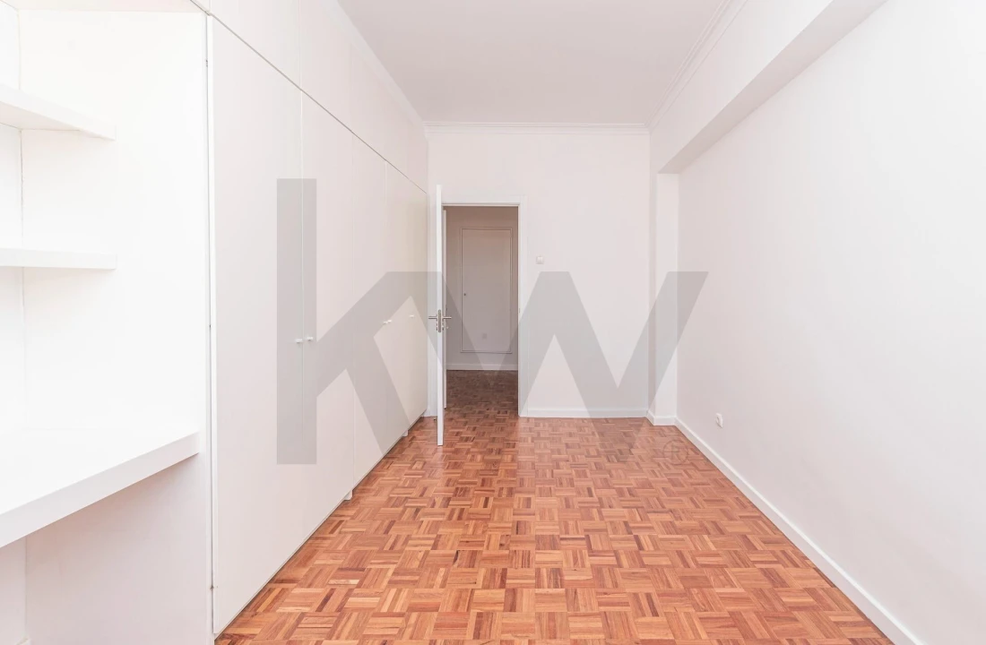 Apartamento T3 para Arrendamento em São Domingos de Benfica Foto 18