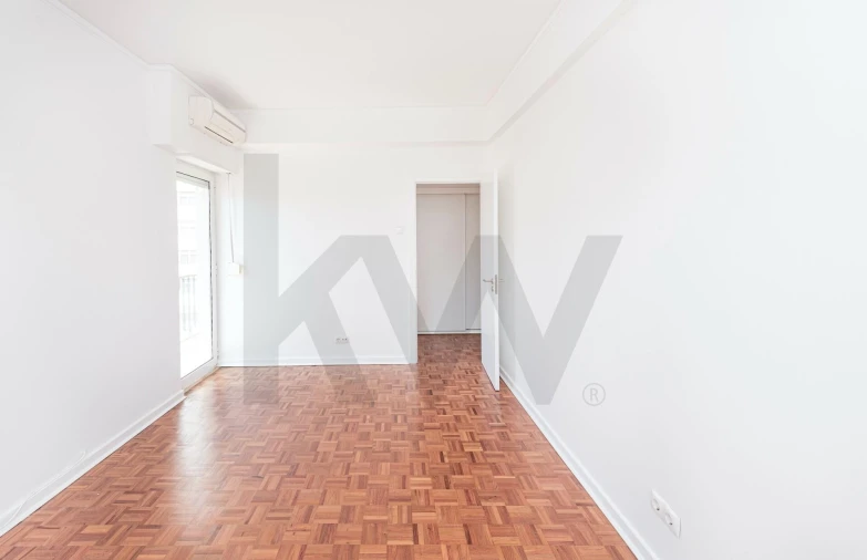 Apartamento T3 para Arrendamento em São Domingos de Benfica Foto 24
