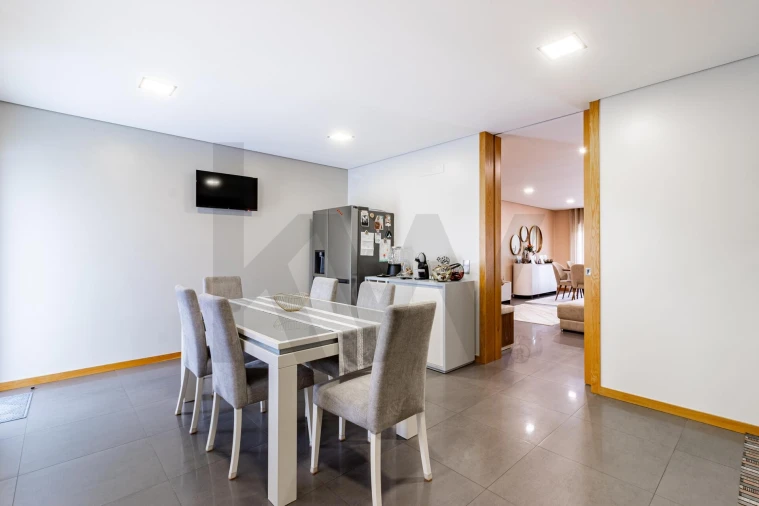 Moradia T3 para Venda em São João da Madeira Foto 14