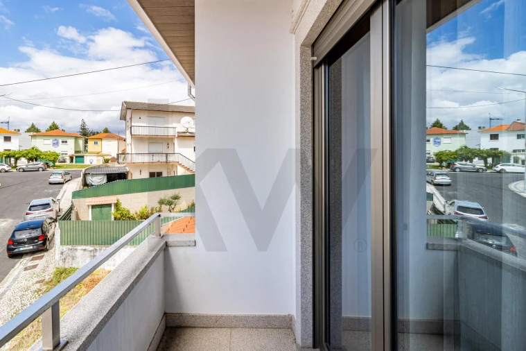 Moradia T3 para Venda em São João da Madeira Foto 26