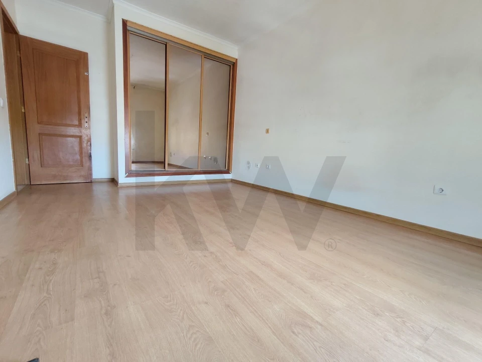 Apartamento T3 para Venda em Pinhal Novo Foto 11