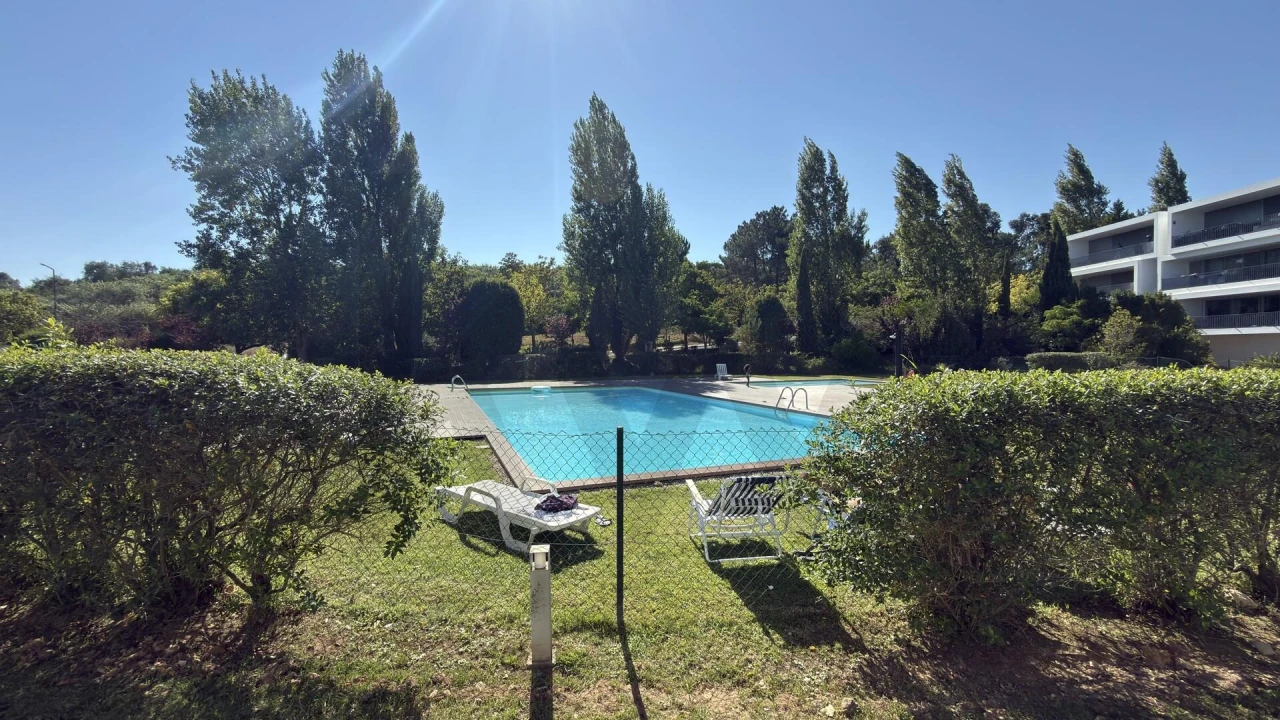 Apartamento T3 para Venda em Queluz e Belas Foto 46
