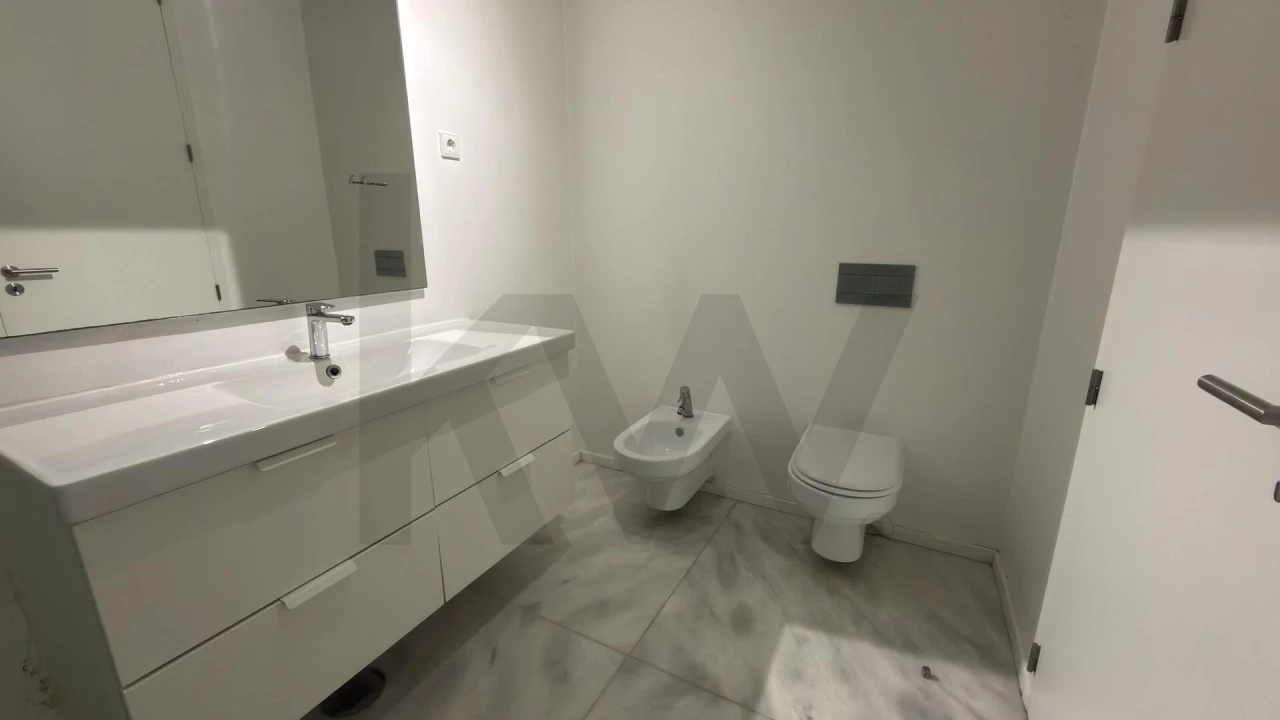 Apartamento T3 para Venda em Queluz e Belas Foto 31