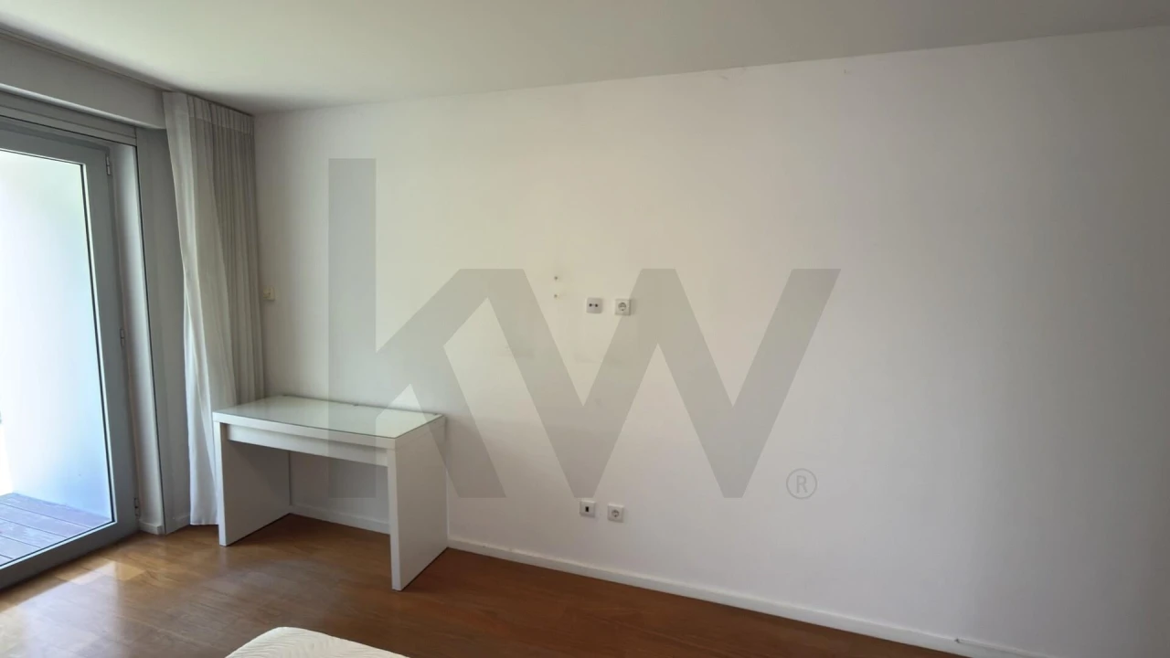 Apartamento T3 para Venda em Queluz e Belas Foto 34