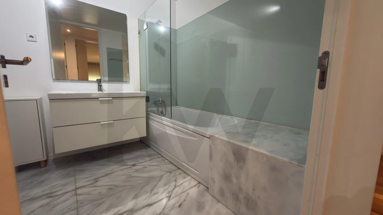 Apartamento T3 para Venda em Queluz e Belas Foto 22