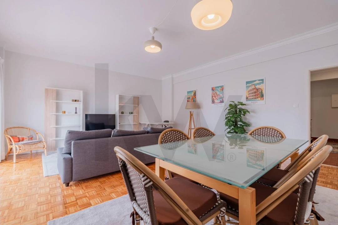 Apartamento T2 para Venda em Oeiras e São Julião da Barra, Paço de Arcos e Caxias Foto 11