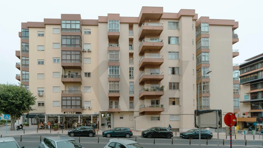 Apartamento T2 para Venda em Oeiras e São Julião da Barra, Paço de Arcos e Caxias