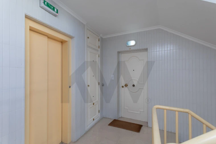 Apartamento T2 para Venda em Cascais e Estoril Foto 30