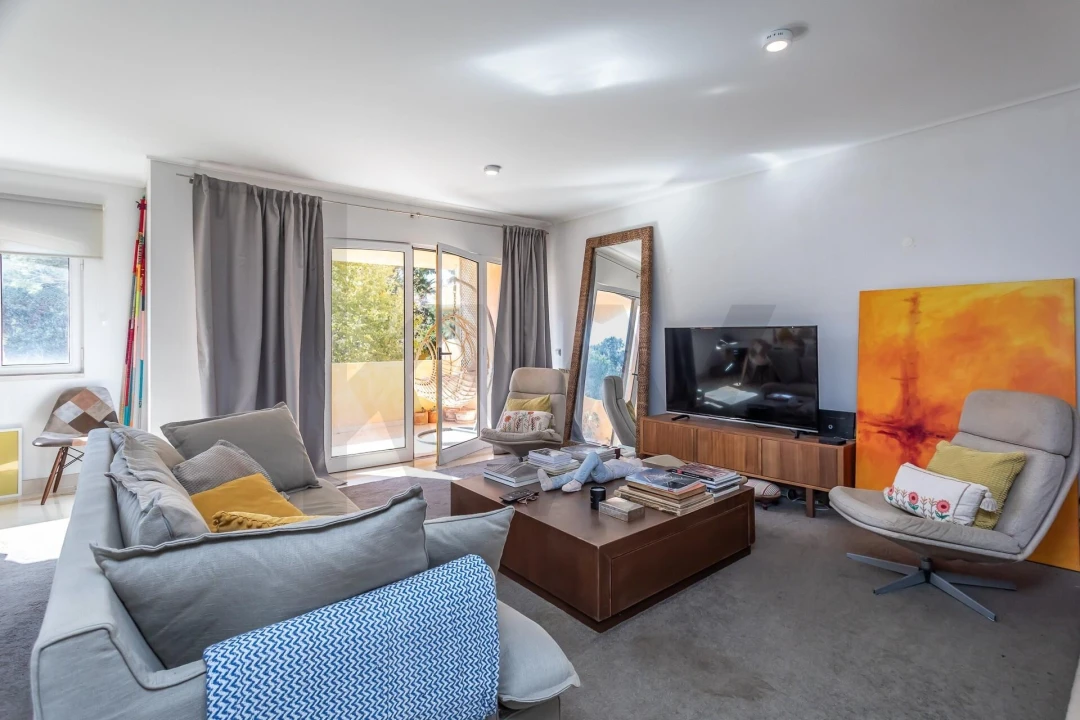 Apartamento T2 para Venda em Cascais e Estoril Foto 3