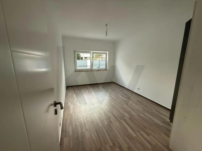 Apartamento T2 para Venda em São Domingos de Rana Foto 16