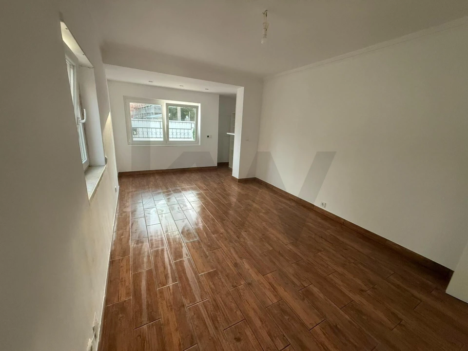 Apartamento T2 para Venda em São Domingos de Rana Foto 10