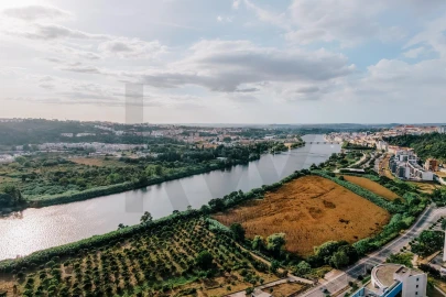 Apartamento T2 para Venda em Santo Antonio dos Olivais