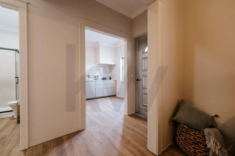 Apartamento T2 para Venda em Santo Antonio dos Olivais Foto 32