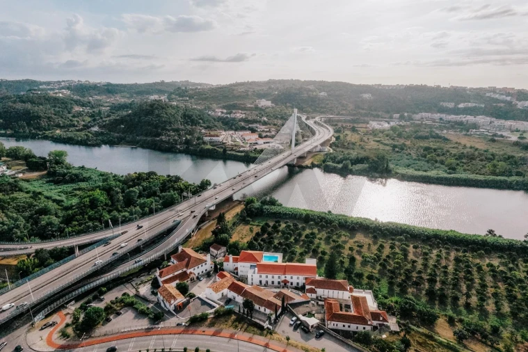 Apartamento T2 para Venda em Santo Antonio dos Olivais Foto 53