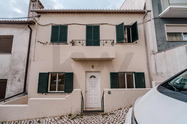 Apartamento T2 para Venda em Santo Antonio dos Olivais Foto 49
