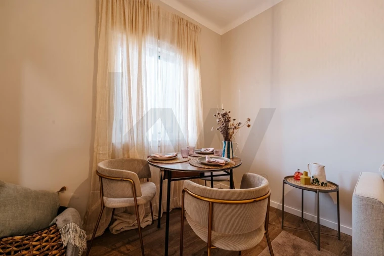 Apartamento T2 para Venda em Santo Antonio dos Olivais Foto 6