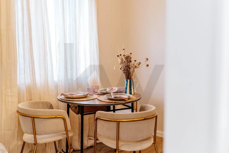 Apartamento T2 para Venda em Santo Antonio dos Olivais Foto 2