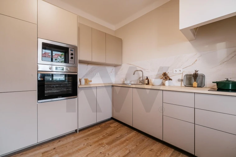 Apartamento T2 para Venda em Santo Antonio dos Olivais Foto 12