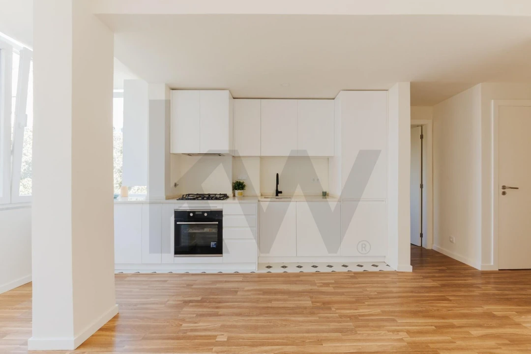 Apartamento T3 para Arrendamento em Benfica Foto 17