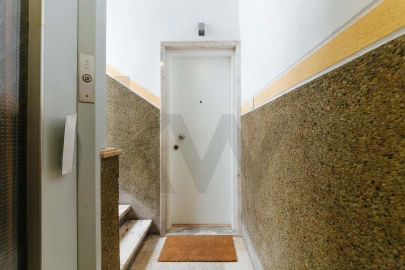 Apartamento T3 para Arrendamento em Benfica