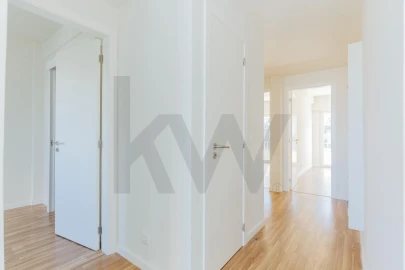 Apartamento T3 para Arrendamento em Benfica