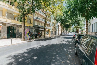 Apartamento T3 para Arrendamento em Benfica