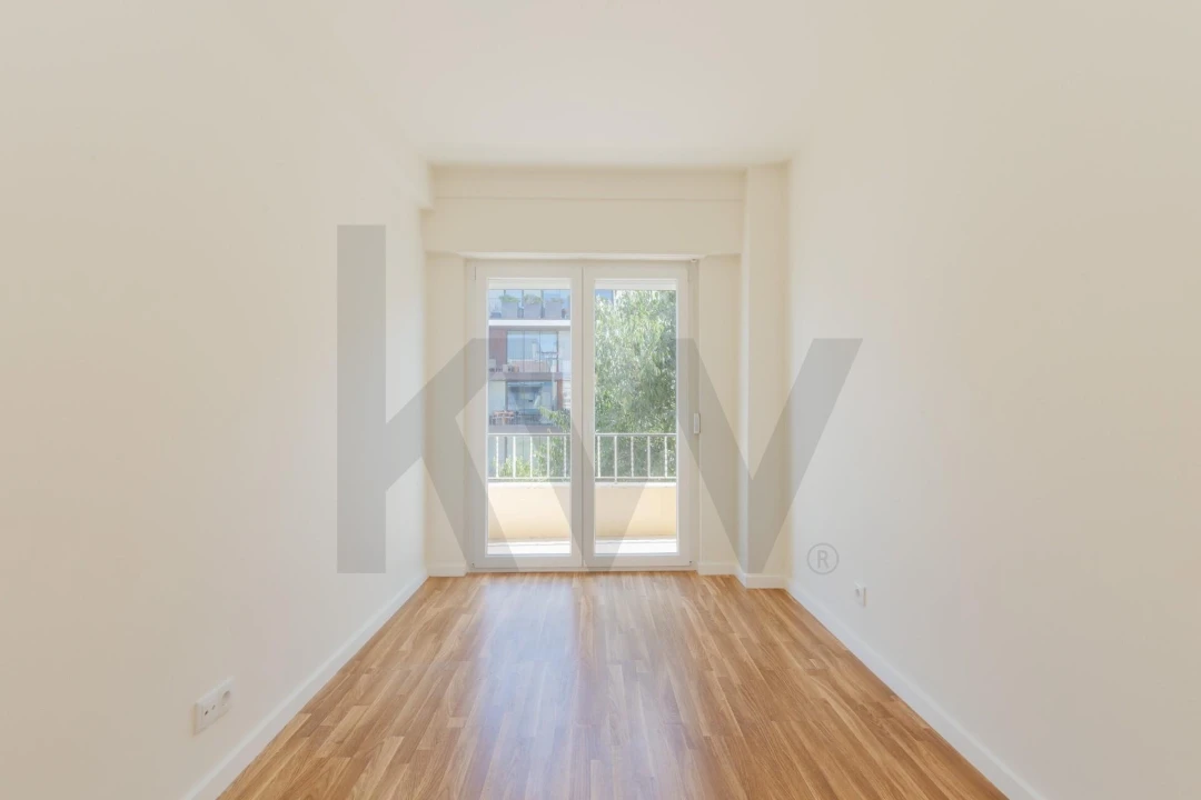 Apartamento T3 para Arrendamento em Benfica Foto 31