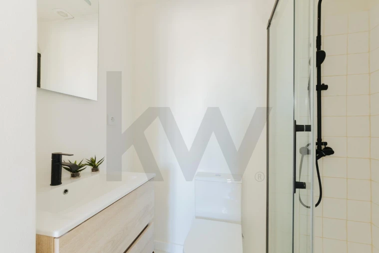 Apartamento T3 para Arrendamento em Benfica Foto 15