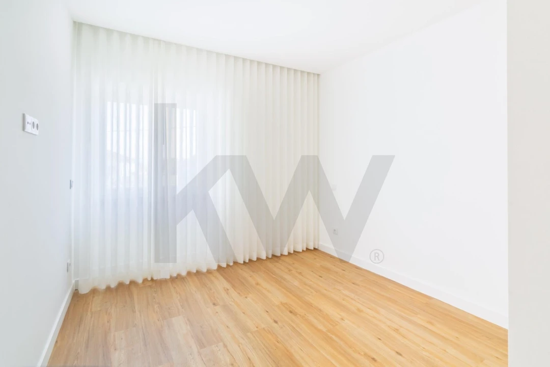 Apartamento T2 para Venda em Almada, Cova da Piedade, Pragal e Cacilhas Foto 5