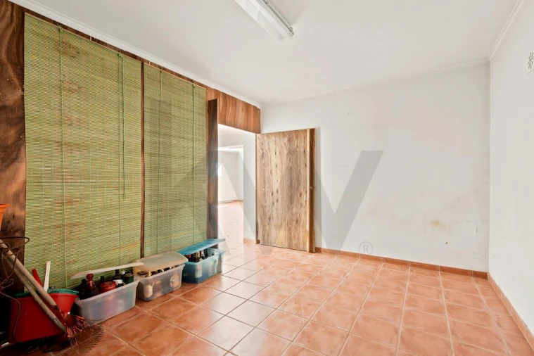 Moradia T5 para Venda em Santa Maria, São Pedro e Matacães Foto 30