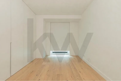 Apartamento T1 para Arrendamento em Campolide