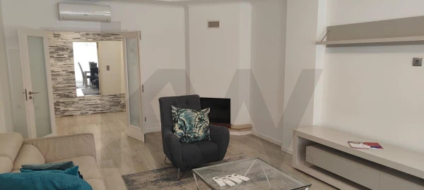 Apartamento T3 para Arrendamento em Queluz e Belas