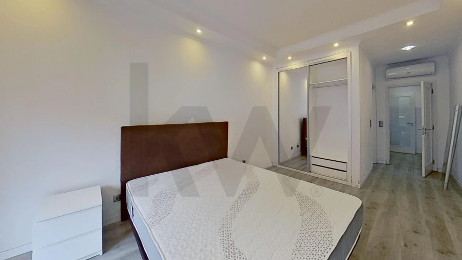 Apartamento T3 para Arrendamento em Queluz e Belas Foto 12
