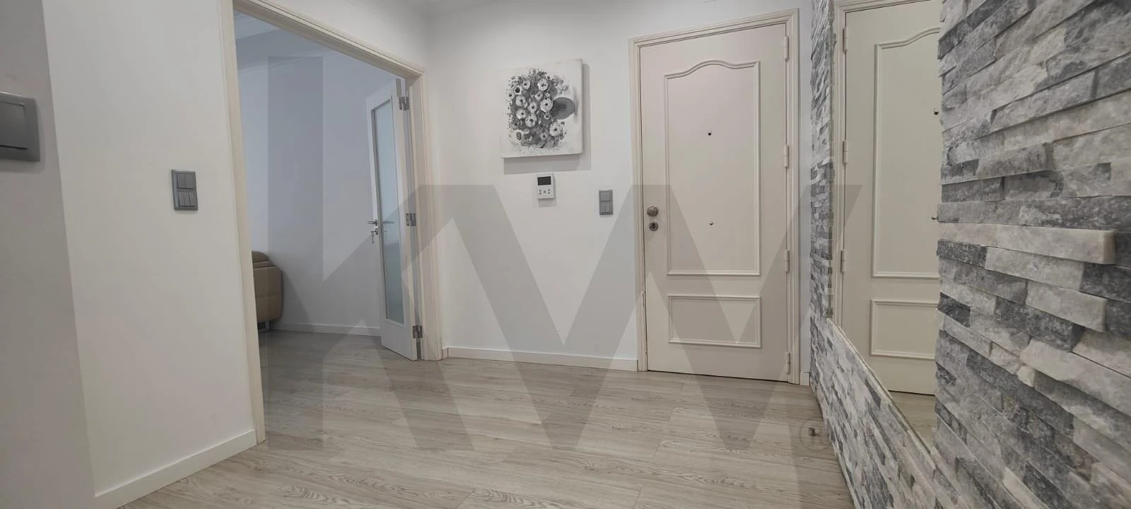 Apartamento T3 para Arrendamento em Queluz e Belas Foto 10