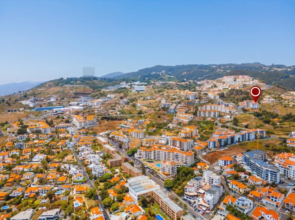 Apartamento T2 para Venda em Caniço Foto 26