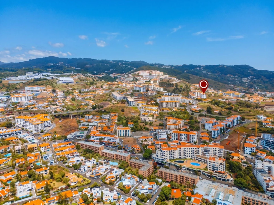 Apartamento T2 para Venda em Caniço Foto 25