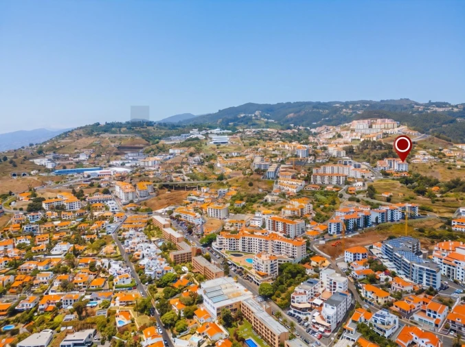 Apartamento T2 para Venda em Caniço Foto 26