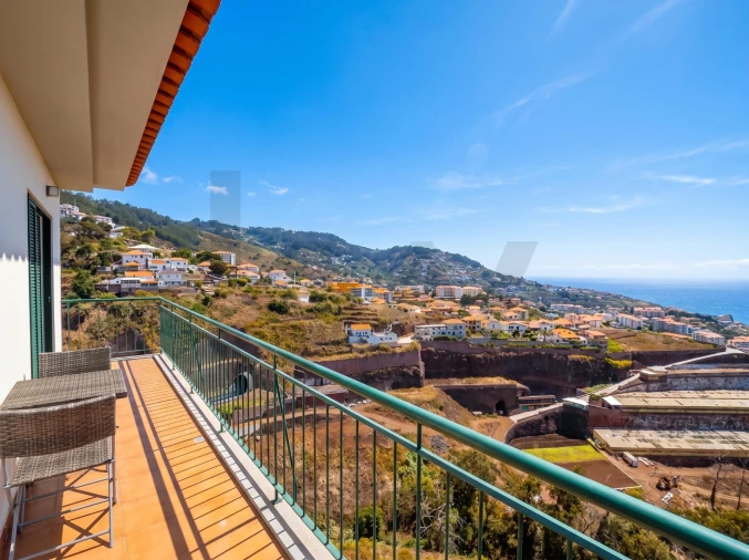 Apartamento T2 para Venda em Caniço Foto 16