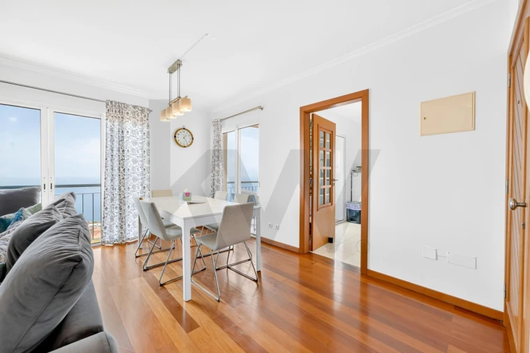 Apartamento T2 para Venda em Caniço Foto 4