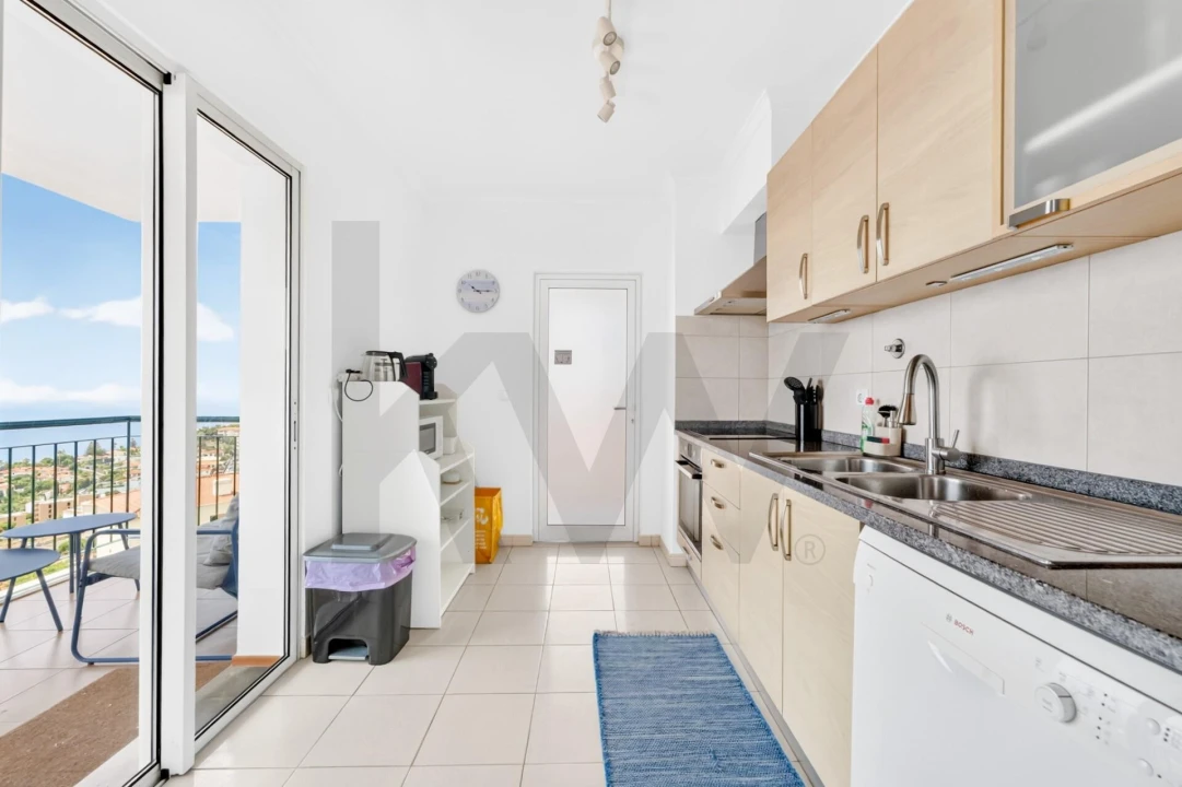 Apartamento T2 para Venda em Caniço Foto 5