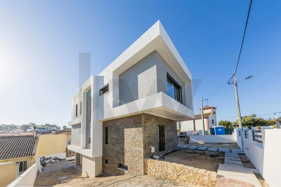 Moradia T5 para Venda em Charneca de Caparica e Sobreda Foto 52