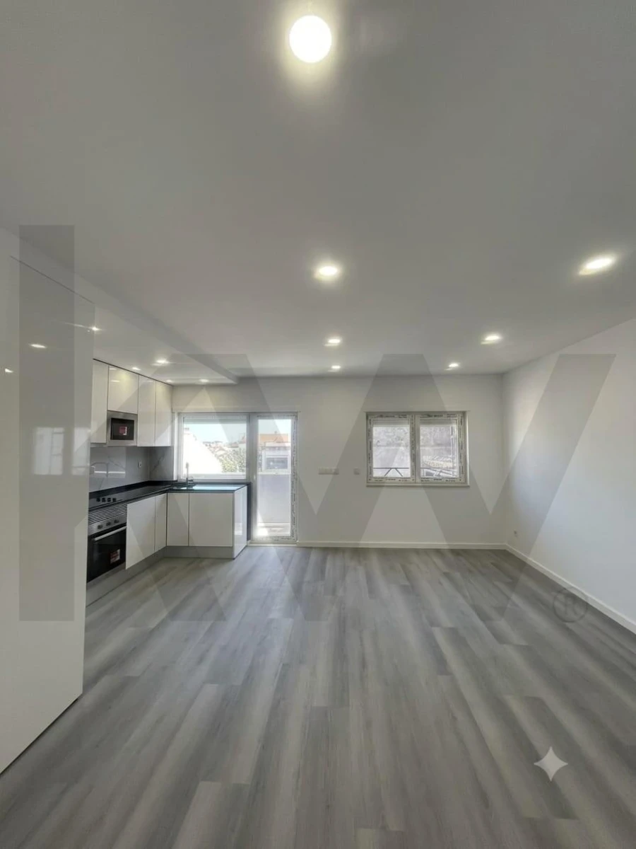 Apartamento T2 para Venda em Baixa da Banheira e Vale da Amoreira Foto 6